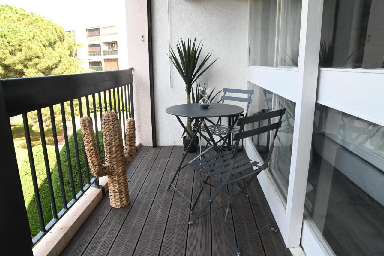 Superbe Appartement Avec Balneo. Сен-Киприен Екстериор снимка