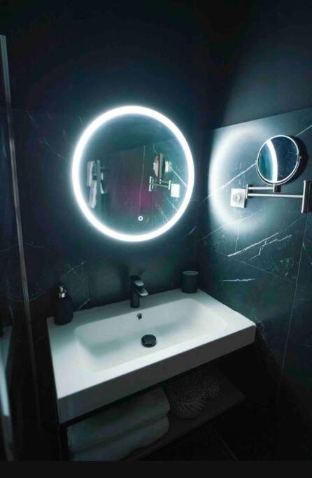 Superbe Appartement Avec Balneo. Сен-Киприен Екстериор снимка